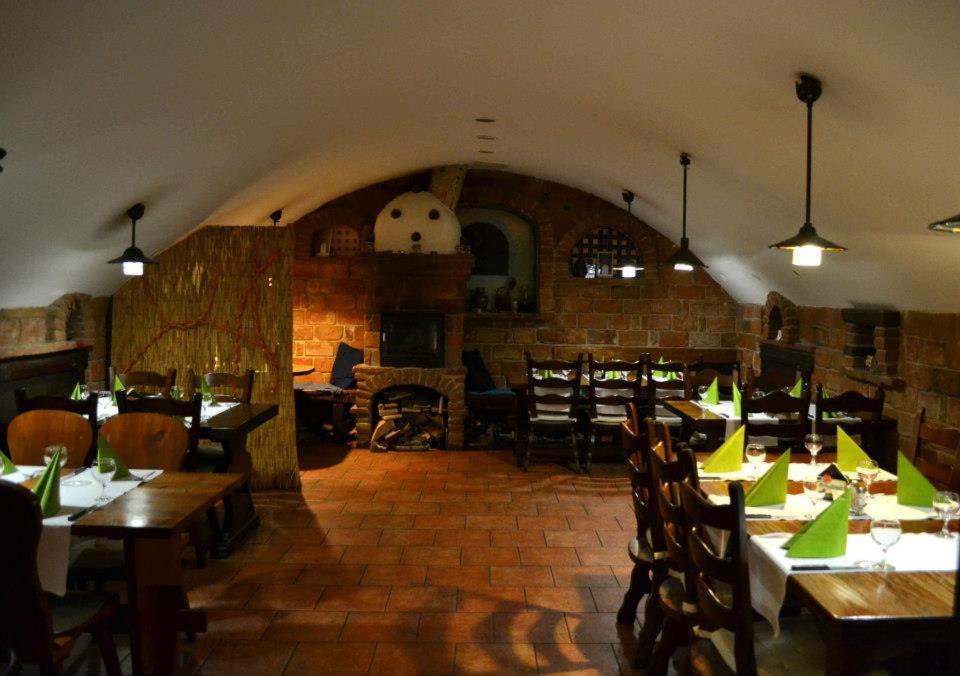Pension Pavir Zidlochovice Esterno foto
